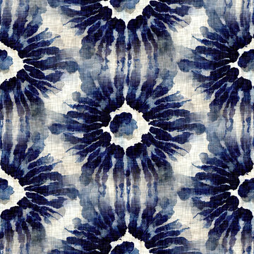  Summer indigo washed bandana dyed motif seamless pattern. Fashion blur bleed all over print for beach wear. Masculine shirt tie dye effect. Repeatable woven textile swatch 