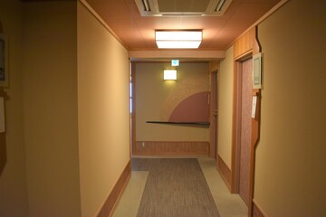 旅館の客室横廊下