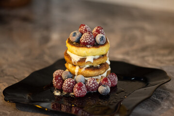 Homemade cheesecakes with berries