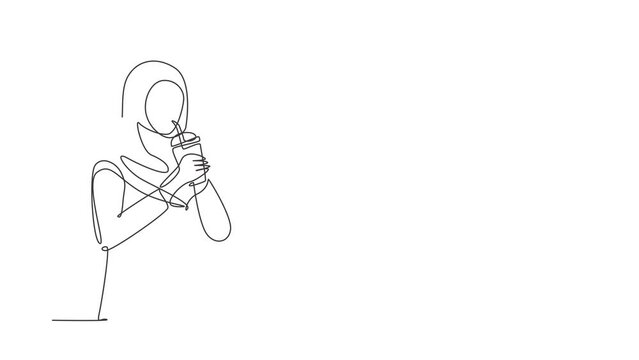 Self drawing animation of single line draw beautiful Arab woman hold plastic cup and drinking orange juice with straw. Make her refreshing in summer season. Continuous line draw. Full length animated