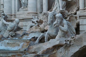 Fototapeta na wymiar Figures in Rome