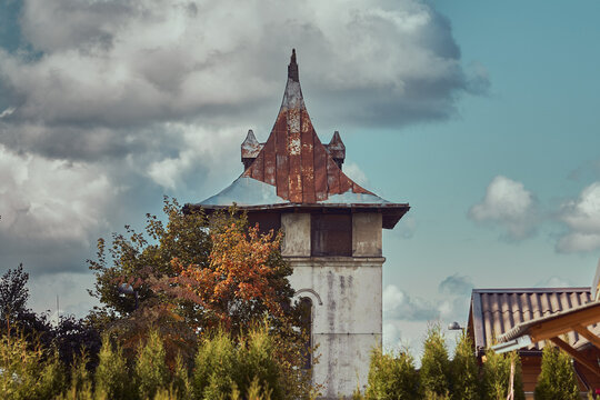 Old chapel in Traku Voke Manor, tree on background