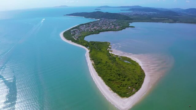 Praia da Daniela Florianopolis Santa Catarina