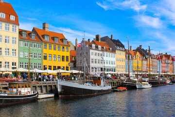 Fototapeta na wymiar Nyhavn district in Copenhagen, Denmark