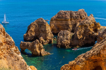 Tourists visiting Ponta da Piedade