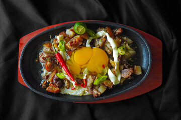sizzling pork sisig