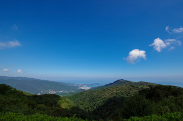 Obraz na płótnie Canvas 十国峠の展望台から見る真鶴半島