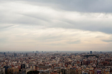 Fototapeta na wymiar Cityscape of Barcelona and mount tibidabo during sunset