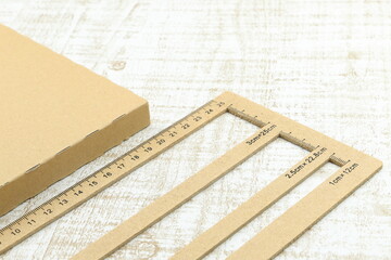 ポストインケースとスケール