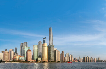 Fototapeta na wymiar Shanghai skyline with modern urban skyscrapers, China