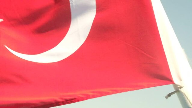 Bandera Turquia con viento