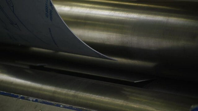 Roll hydraulic plate bending machine close-up