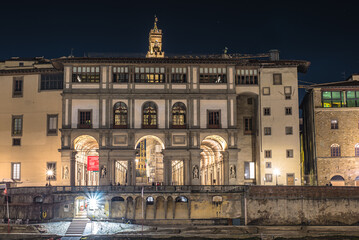 Fototapeta na wymiar Florence by night in High Quality