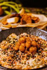 hummus plate delicatessen