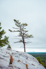 Killarney Provincial Park  the Crack trail