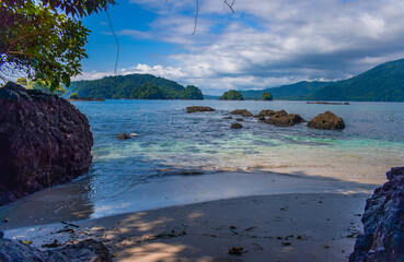 Playa Blanca, Bahía Solano, isla tropical del pacífico © RAW6262PRL