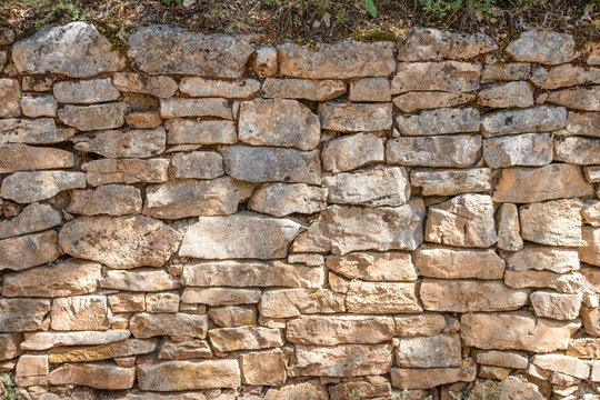 Steinmauer in der Provence