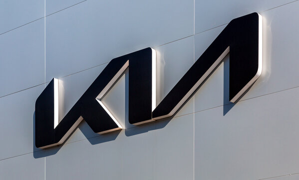 KIA Motors dealership logo