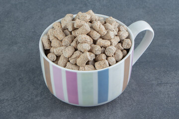 A bowl full of rye crispy cereals