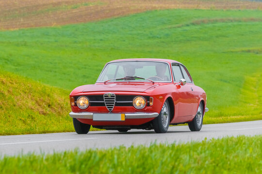 1967 Alfa Romeo GT Junior 1300 italian oldtimer vintage car
