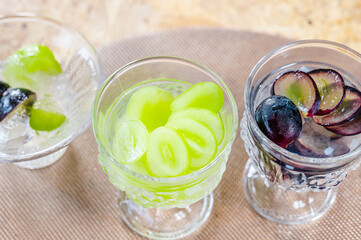 二種類の葡萄ゼリー