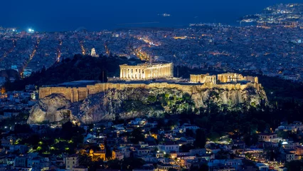 Gordijnen Famous Parthenon of Athens at night on September 2022 © PIKSL