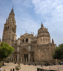 Fototapeta na wymiar The Primatial Cathedral of Saint Mary of Toledo (Spanish: Catedral Primada Santa María de Toledo)