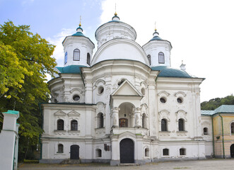 Fototapeta na wymiar Intercession Church at Pokrovskaya Street in Kyiv, Ukraine 