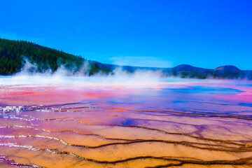 grand prismatic spring at it's best dramatic colors and beauty