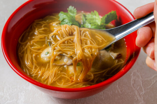 台湾麺線　Taiwan style FLOUR-RICE NOODLE (Mensen)