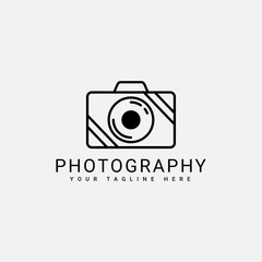 Simple Camera Logo Design With Black Color, This Logo Is Suitable for a Photographer