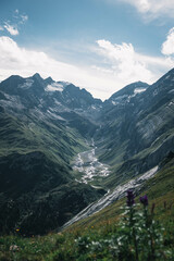 Fototapeta na wymiar Berglandschaft in den Alpen