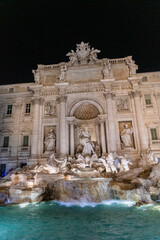 Fototapeta Fontana Di Trevi at nighttime in Rome obraz