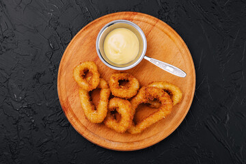 Fried Breaded Onion Rings with sauce
