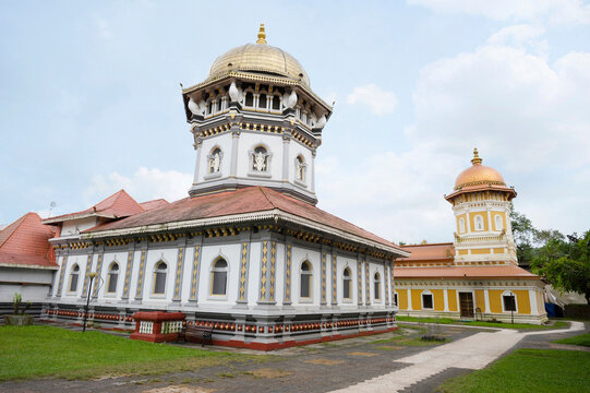 Shri Mahalasa Narayani Temple a Hindu temple to the goddess Mahalasa, she is identified with Mohini, the female avatar of the god Vishnu,  Mardol, Ponda, Goa