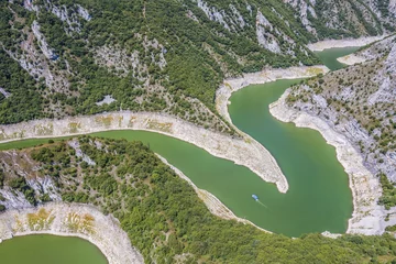 Zelfklevend Fotobehang Meanders of Uvac river in Serbia © Fyle