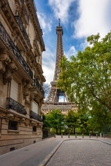 Fototapeta na wymiar Street view for the Eiffel Towerat summer, Paris. France