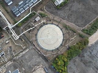 aerial photo of an industrial Steel structure, empty victorian gas storage tank for bulk storage of coal gas also called town gas and later natural gas for the UK Natanal grid. Clough road, Hull