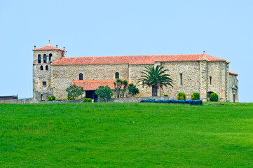 Fototapeta na wymiar Church, Cantabria, Spain