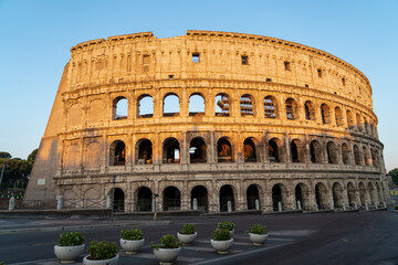 Fototapeta na wymiar Colosseum in Rome on a sunny summer morning