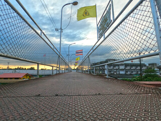 bridge over the river thames