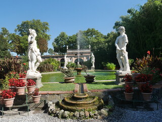 fountain in the park, palazzo Pfanner, Lucca - obrazy, fototapety, plakaty