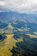 Survole de la Suisse et des Alpes en petit avion
