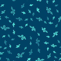 Fototapeta na wymiar Green line Snake icon isolated seamless pattern on blue background. Vector