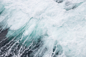 Fototapeta premium Waves in the ocean from a ship 