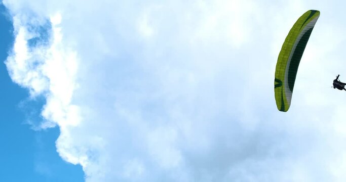 Flights with Paragliding