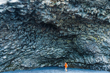 Black Sand Beach (Vik, Iceland)