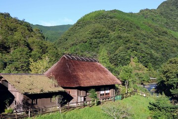 Fototapeta na wymiar おがわ作小屋村の景観