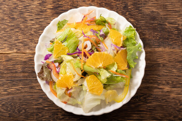 みかんと生野菜のサラダ