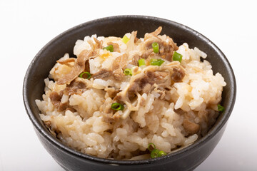 牛肉とごぼうの炊き込みご飯